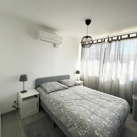 Très bel appartement proche plages&centre ville Séjour chez l'habitant *